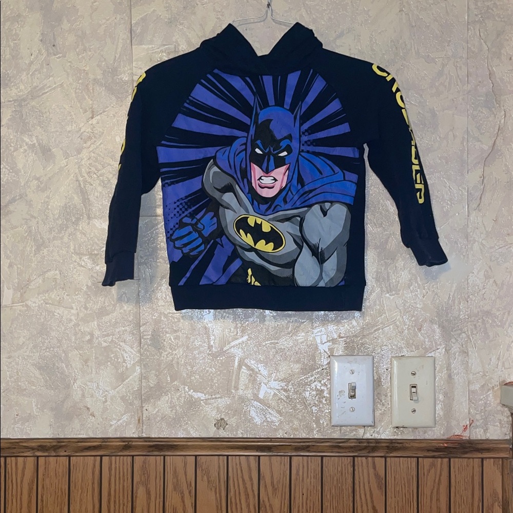 4/10🌻🌻Black & blue vintage Bonkids Batman hoodie (4-5y)